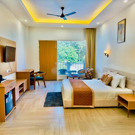 Forest Creek Resort Kiari - A Luxury 4 Star Resort Rāmnagar Buitenkant foto