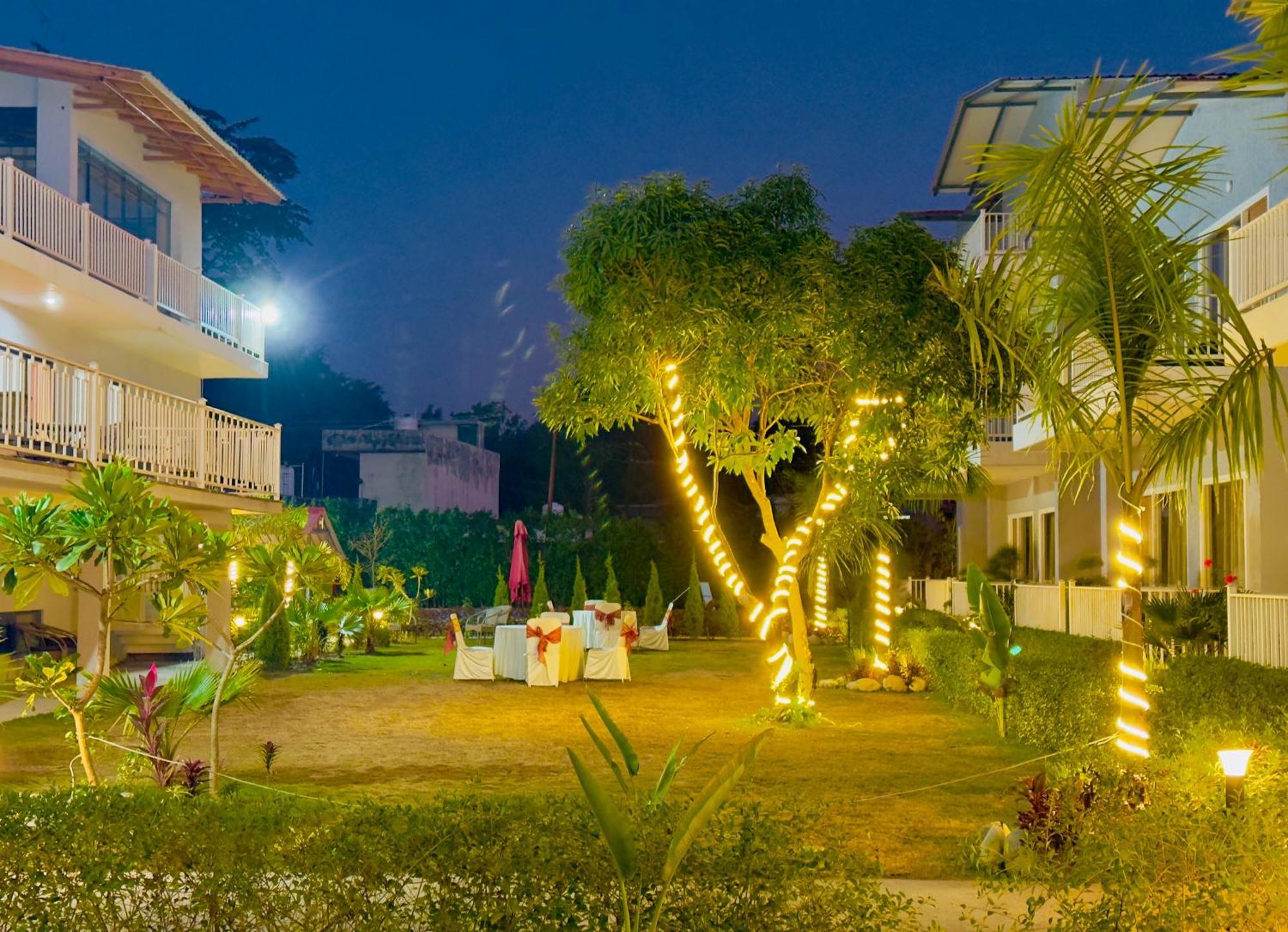 Forest Creek Resort Kiari - A Luxury 4 Star Resort Rāmnagar Buitenkant foto