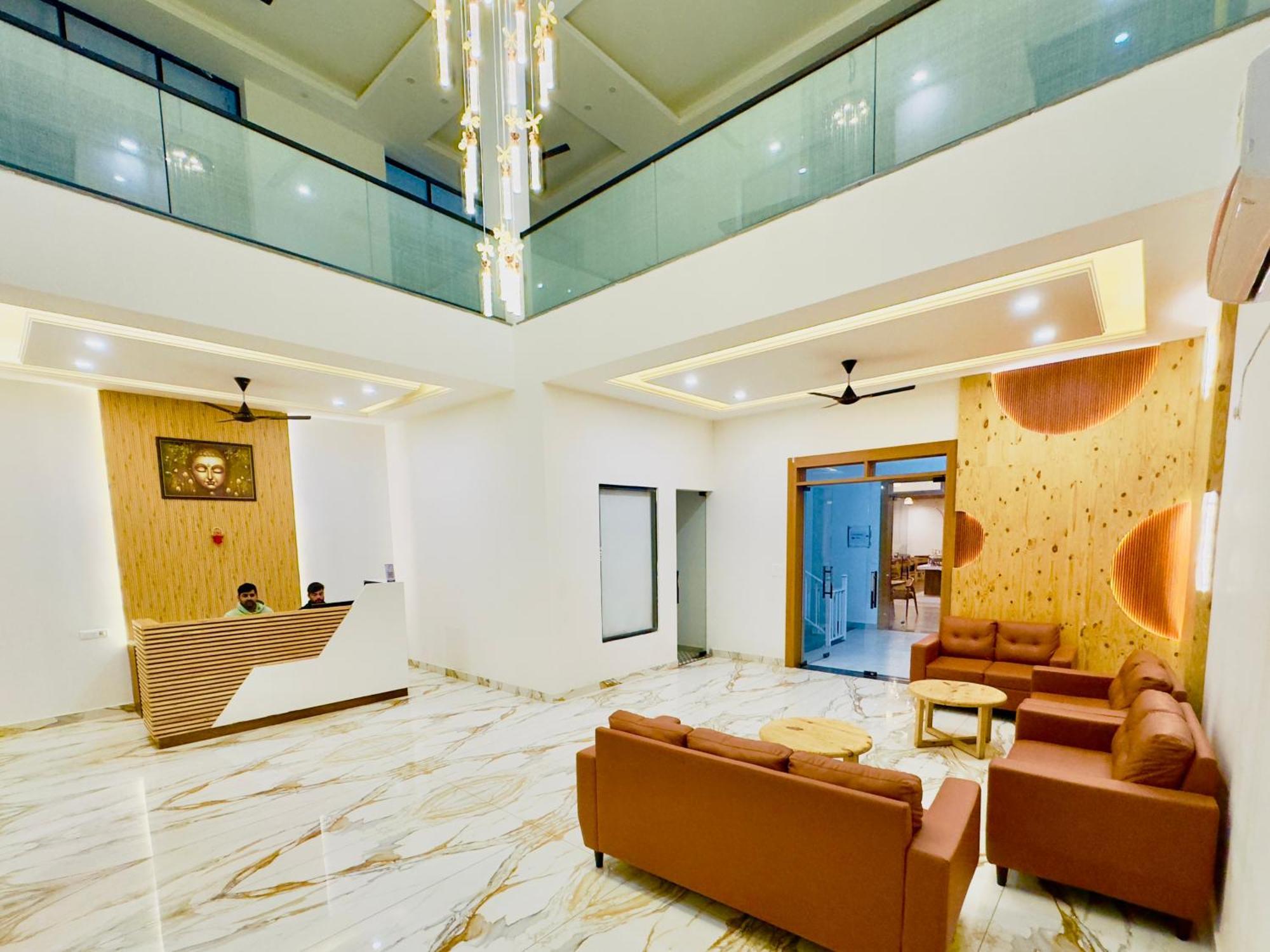 Forest Creek Resort Kiari - A Luxury 4 Star Resort Rāmnagar Buitenkant foto